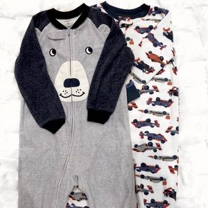 SET OF 2 CARTERS ZIP-UP FOOTIE PAJAMAS